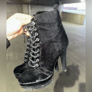 ALDO Women’s Platform velvet boots Size 36 fits like 6.5-7 Worn Twice MAKE OFFER